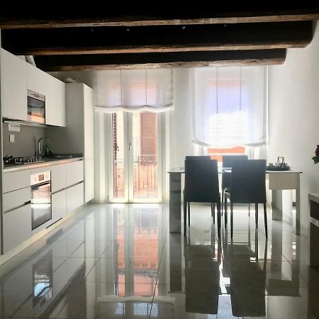 Appartement Moderno Affaccio Su Via Mazzini à Ferrare Extérieur photo