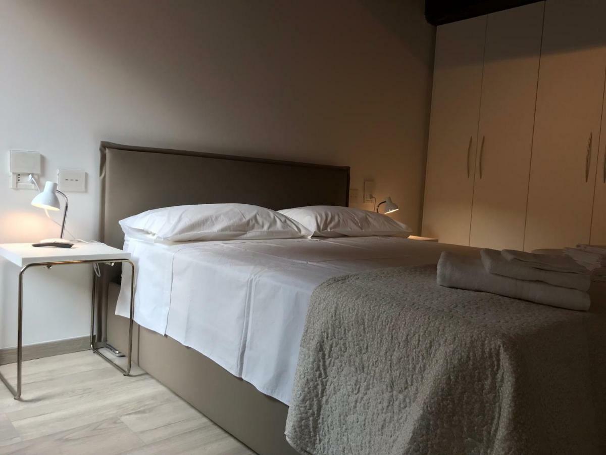 Appartement Moderno Affaccio Su Via Mazzini à Ferrare Extérieur photo