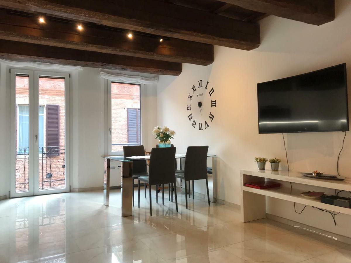 Appartement Moderno Affaccio Su Via Mazzini à Ferrare Extérieur photo